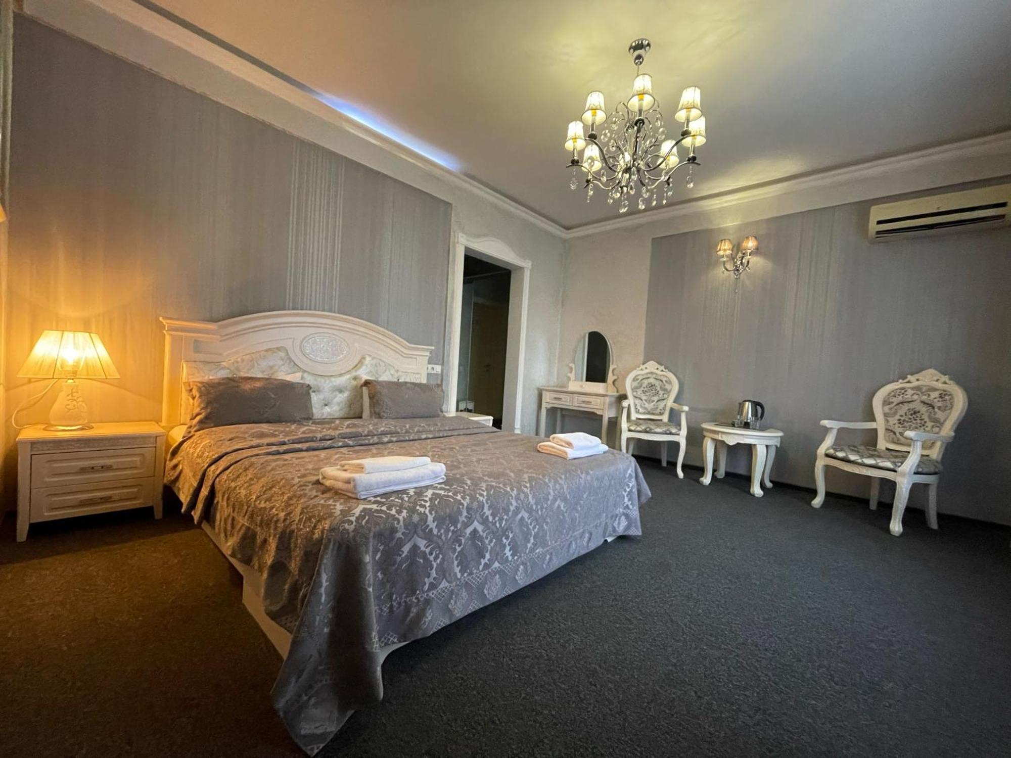 Київські Ночі Hotel Luaran gambar